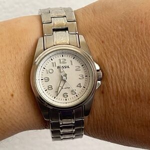 Fossil Quartz Watch AMB-4274 Women  Silver Tone All Steel New Battery
